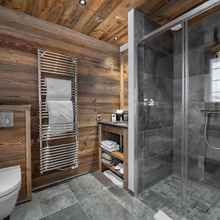 Alpine Sanctuary: Chalet Hideaway Chalet
